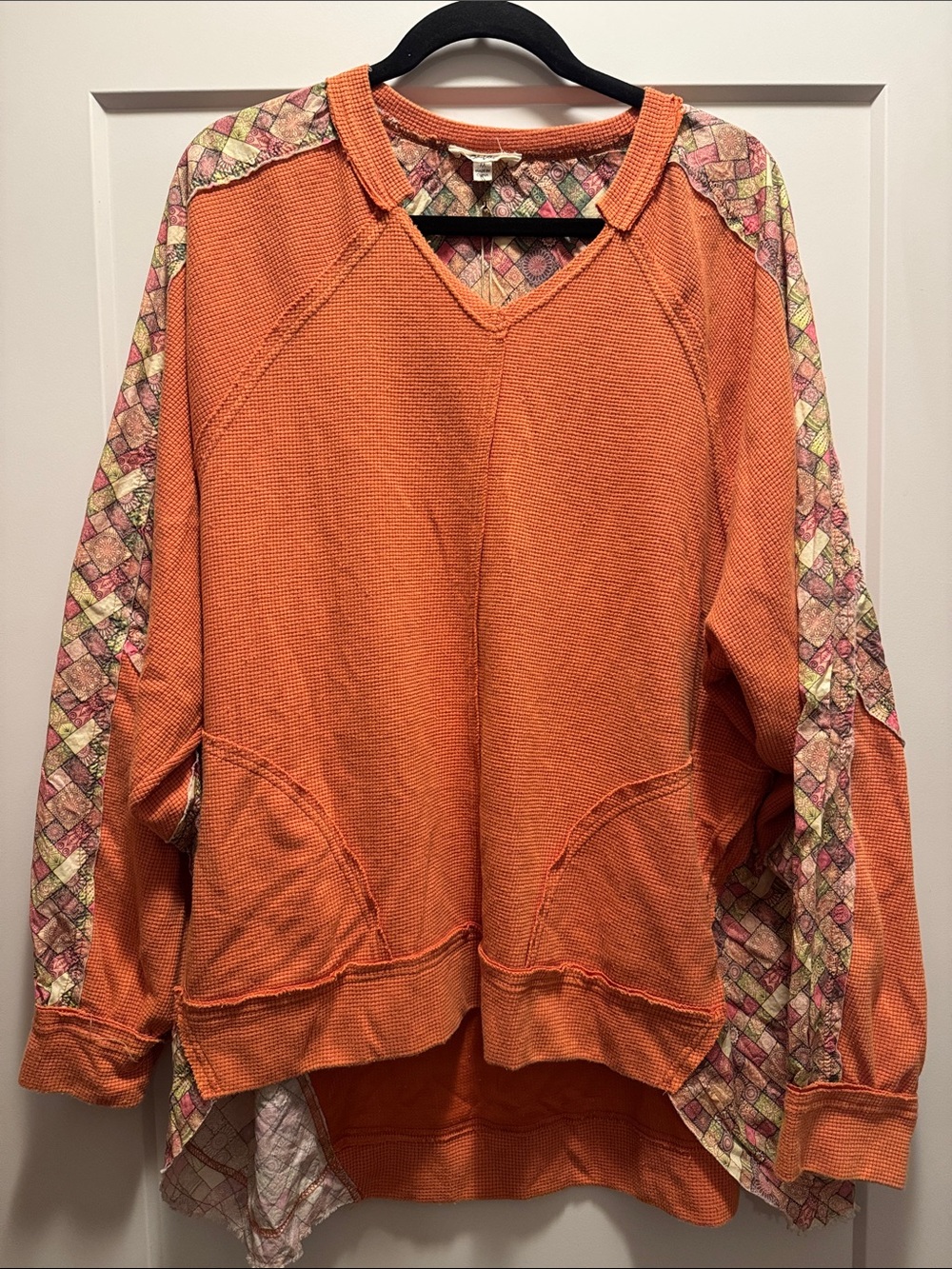 🆕 Bluevelvet Waffle Knit Pullover Tunic w Patterned Sleeves & Exposed Hem M NWT🔥